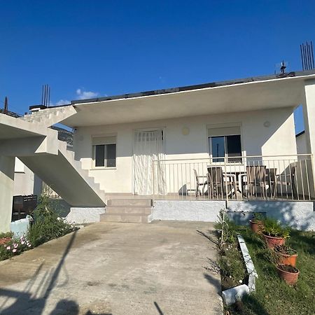 Villa Rei Baks-Rrjoll Bagian luar foto