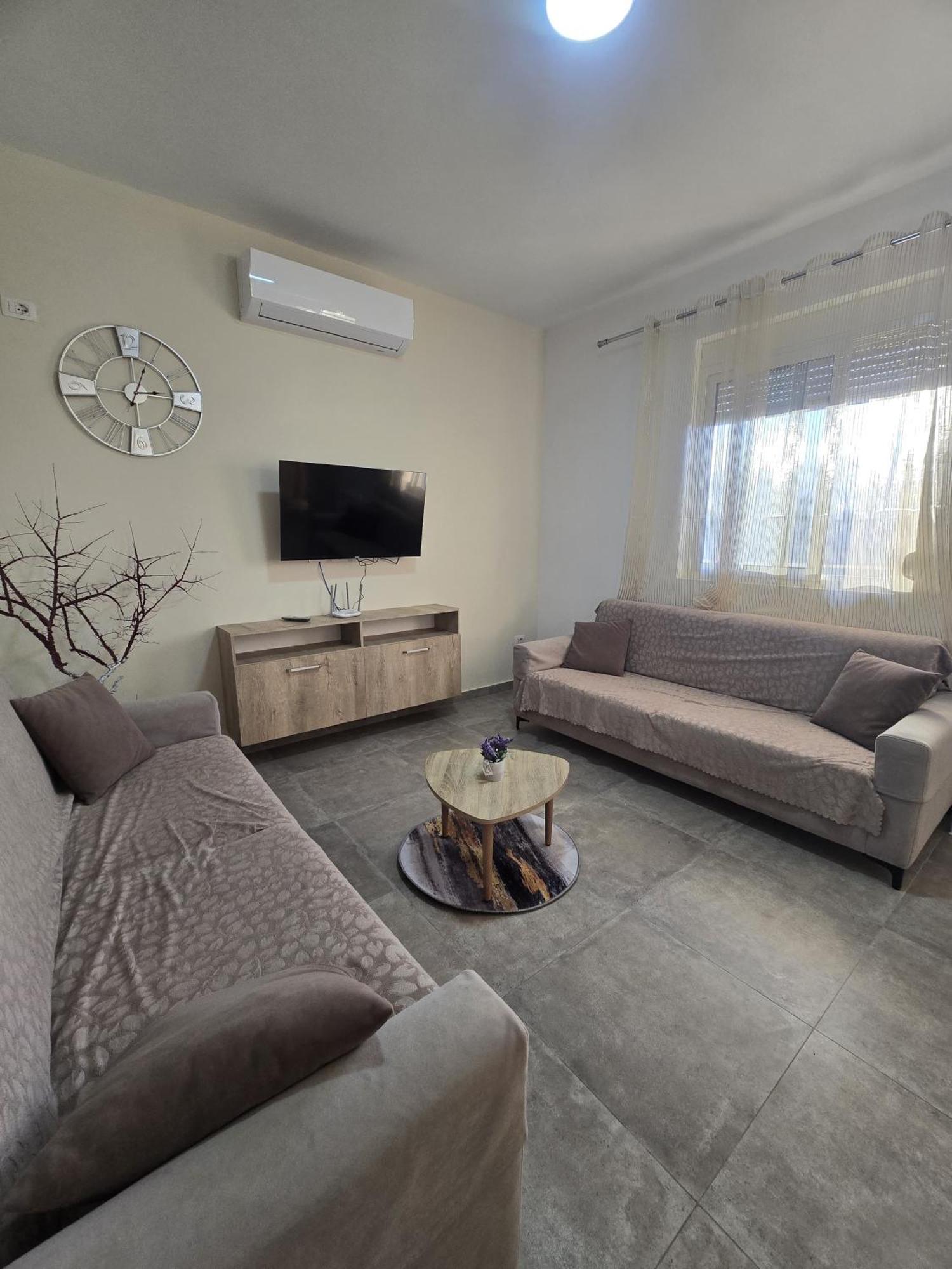 Villa Rei Baks-Rrjoll Bagian luar foto